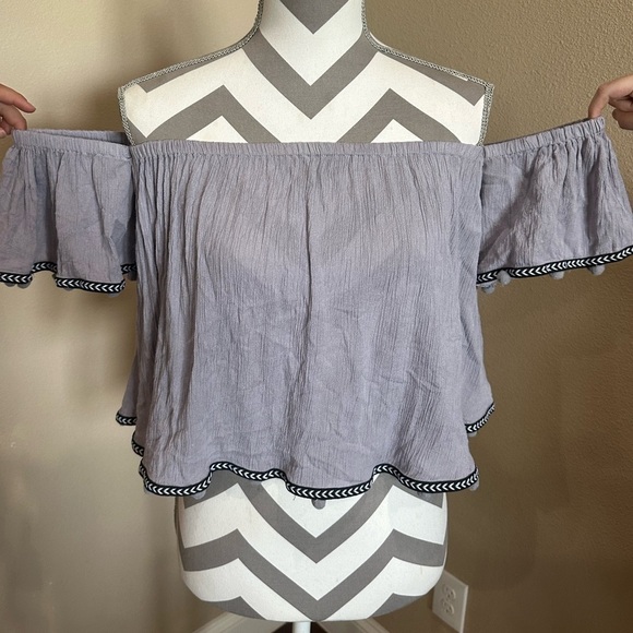 Women’s Gray Flowy Crop Top with Pom Poms - Picture 1 of 3